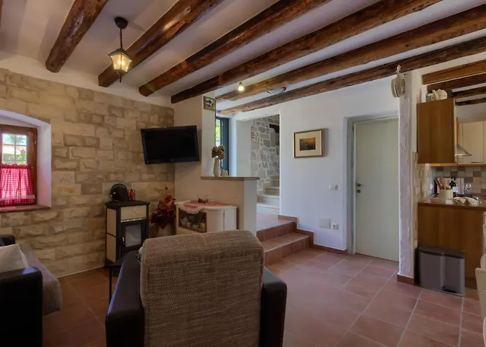 Willa Cozy Zita With Private Pool Near Town Center Poreč